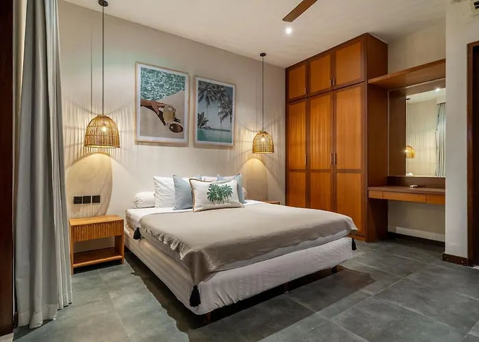 Bettini Stylish 3br With Pool Near Bintang Villa